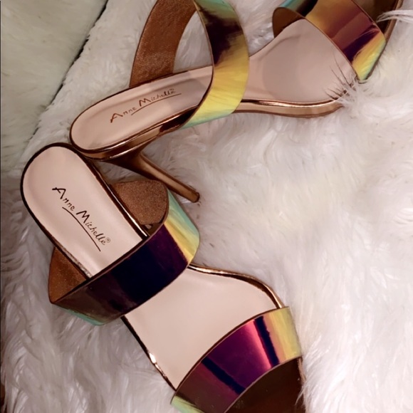 Anne Michelle Shoes - Two strap banded heel